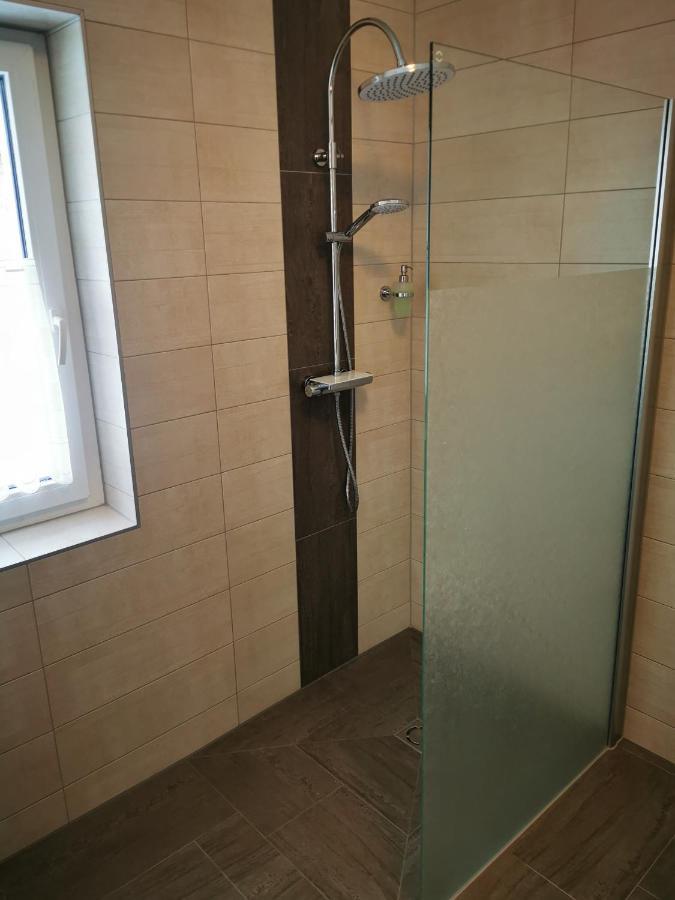 Appartement Panoramablick Exklusiv à Villach Extérieur photo
